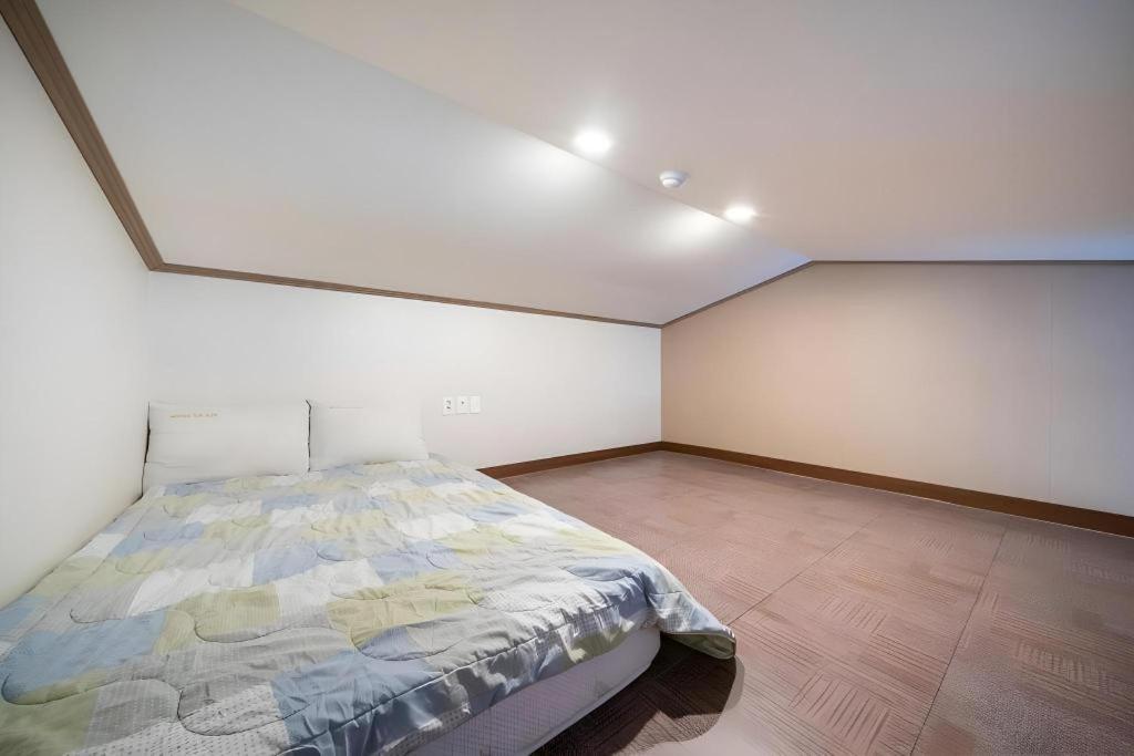 Sea View Hotel Jeju Exterior photo