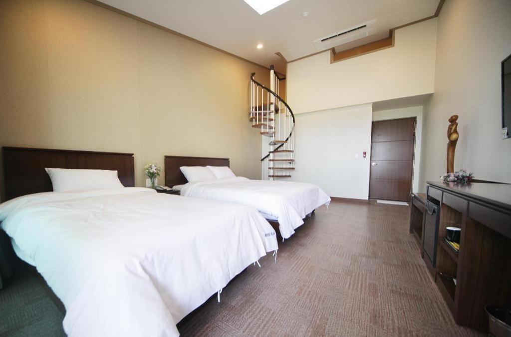 Sea View Hotel Jeju Exterior photo